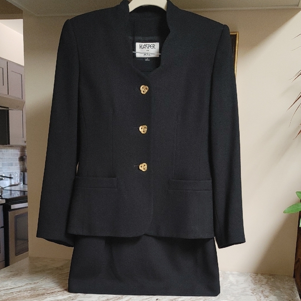VTG Kasper Black Tailored Wool Crepe Suit